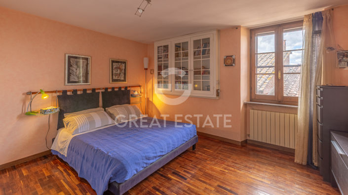 Image No.18-3 Bed Property for sale