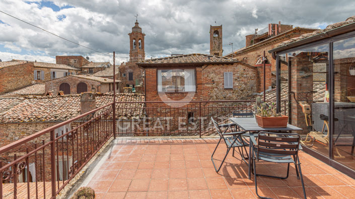 Image No.3-3 Bed Property for sale