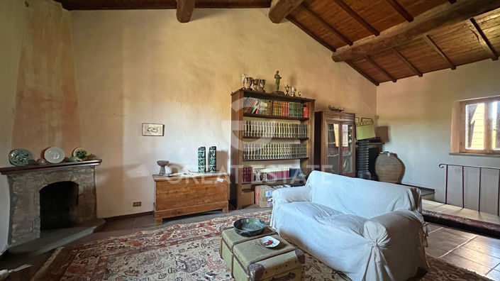Image No.35-5 Bed Country House for sale