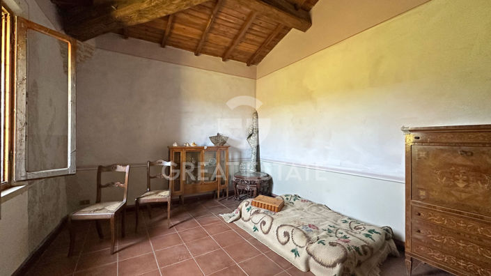 Image No.44-5 Bed Country House for sale