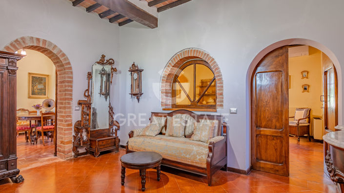 Image No.22-8 Bed Country House for sale