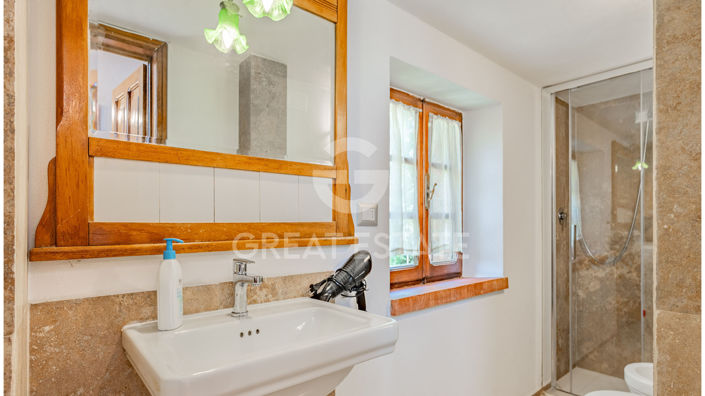 Image No.44-8 Bed Country House for sale