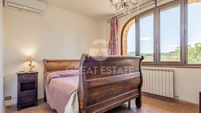 Image No.45-8 Bed Country House for sale