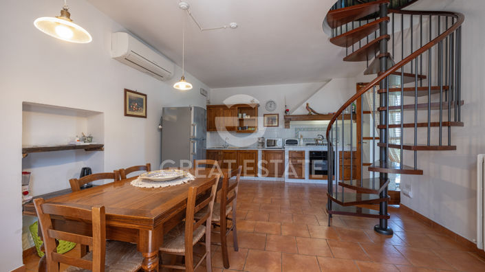 Image No.3-11 Bed Country House for sale