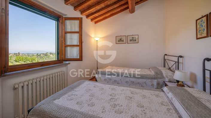 Image No.25-11 Bed Country House for sale
