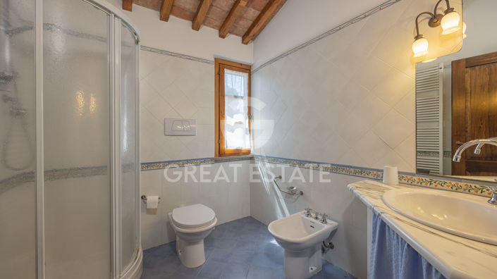 Image No.27-11 Bed Country House for sale