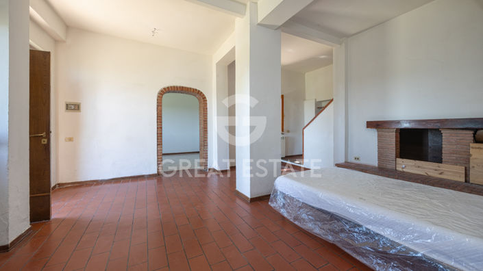 Image No.29-11 Bed Country House for sale