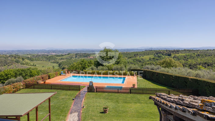 Image No.38-11 Bed Country House for sale