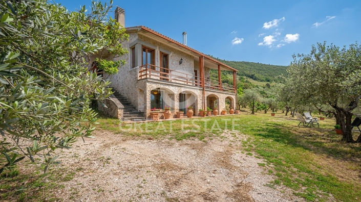 Image No.14-4 Bed Country House for sale