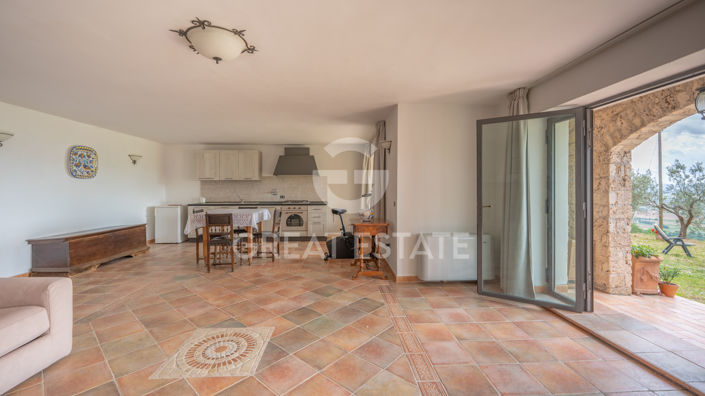 Image No.20-4 Bed Country House for sale