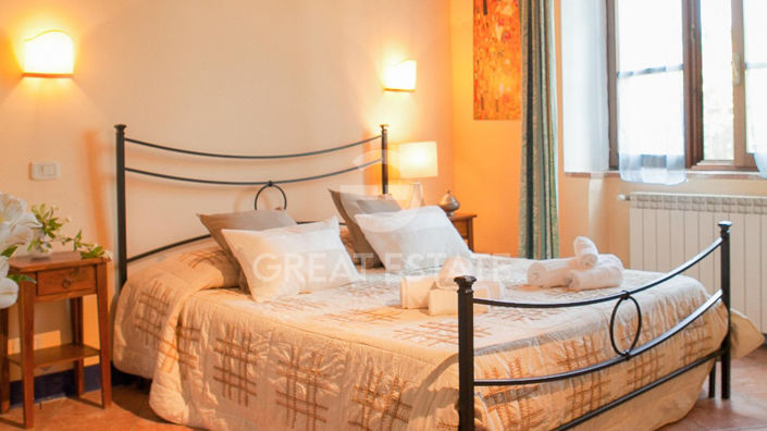 Image No.15-9 Bed Country House for sale