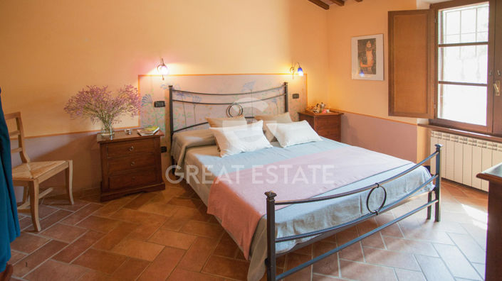 Image No.22-9 Bed Country House for sale