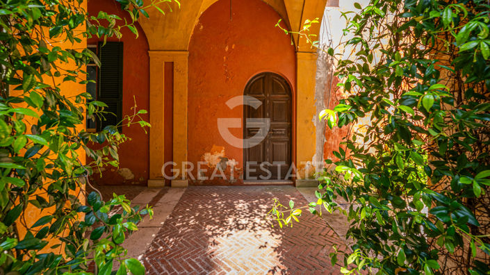 Image No.19-8 Bed Villa for sale