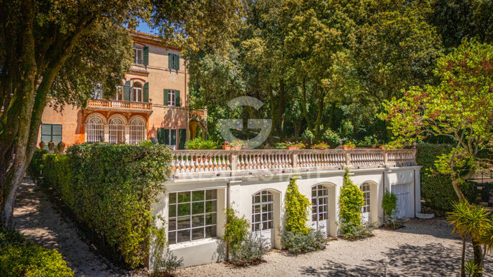 Image No.39-8 Bed Villa for sale