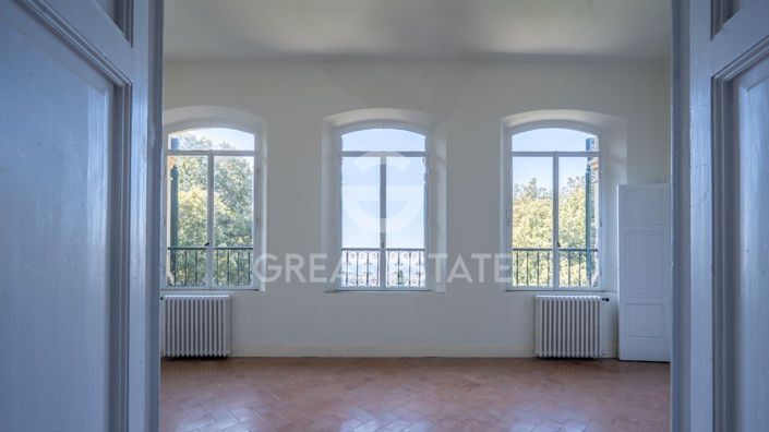 Image No.46-8 Bed Villa for sale