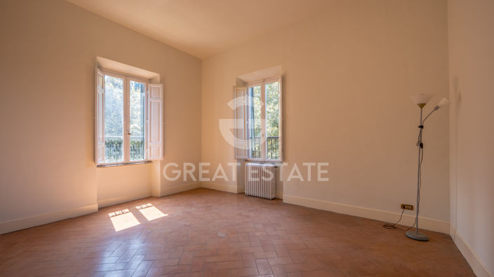 Image No.51-8 Bed Villa for sale