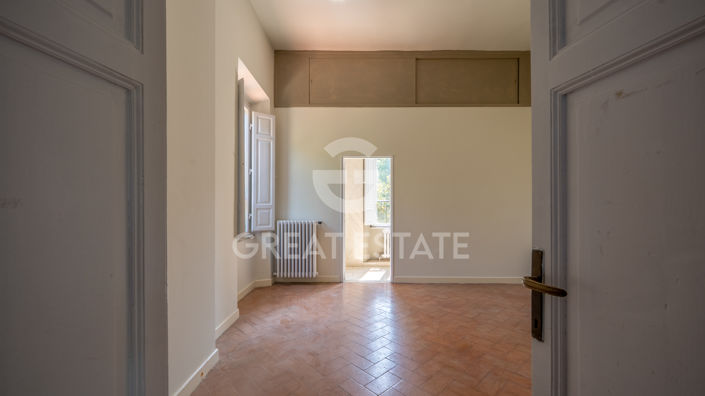 Image No.58-8 Bed Villa for sale