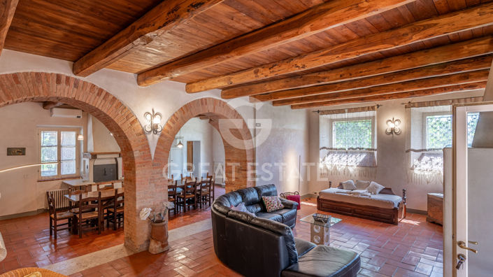 Image No.6-Maison de campagne de 34 chambres à vendre à Montepulciano