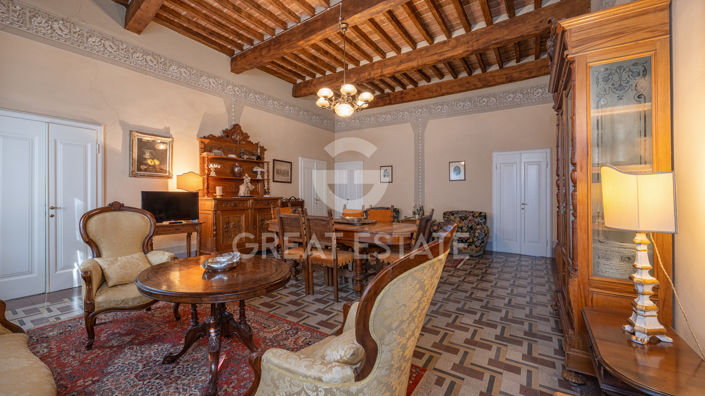 Image No.22-Maison de campagne de 7 chambres à vendre à Marciano della Chiana
