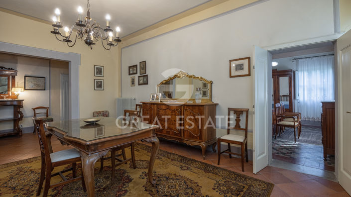 Image No.23-Maison de campagne de 7 chambres à vendre à Marciano della Chiana