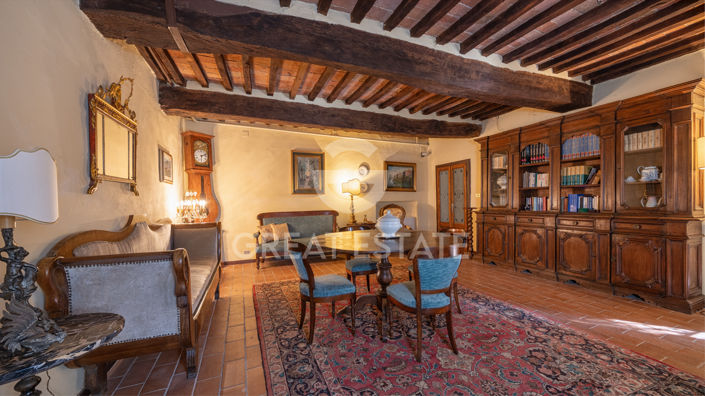 Image No.5-Maison de campagne de 7 chambres à vendre à Marciano della Chiana