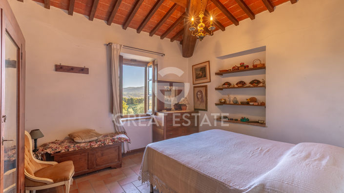Image No.16-6 Bed Country House for sale