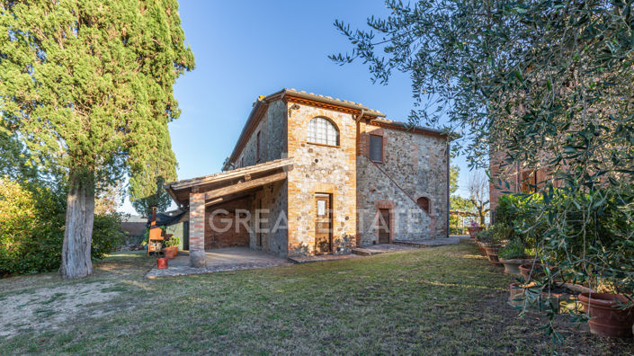 Image No.4-6 Bed Country House for sale