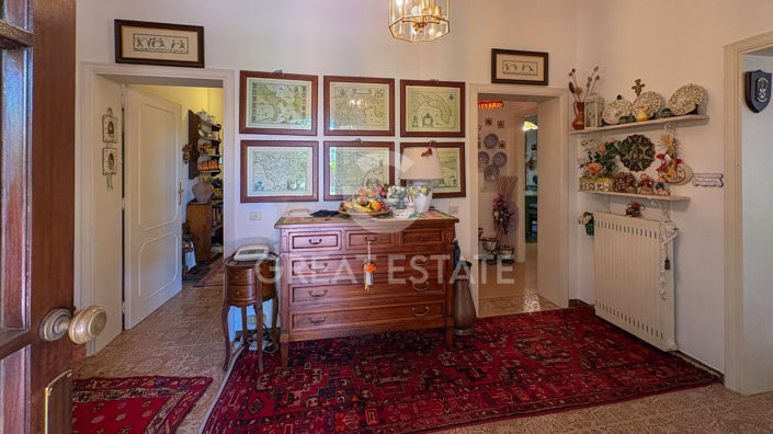 Image No.2-3 Bed Villa for sale