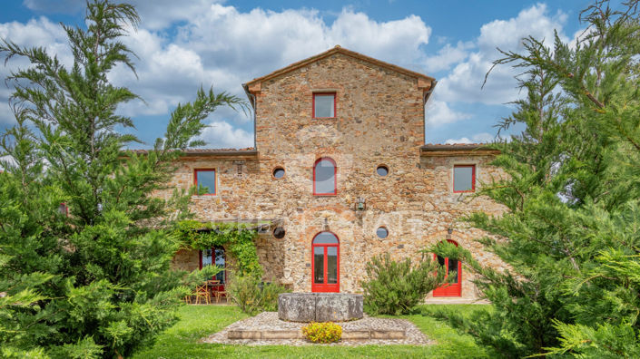 Image No.14-10 Bed Country House for sale