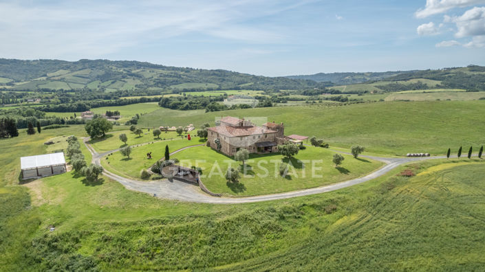 Image No.27-10 Bed Country House for sale
