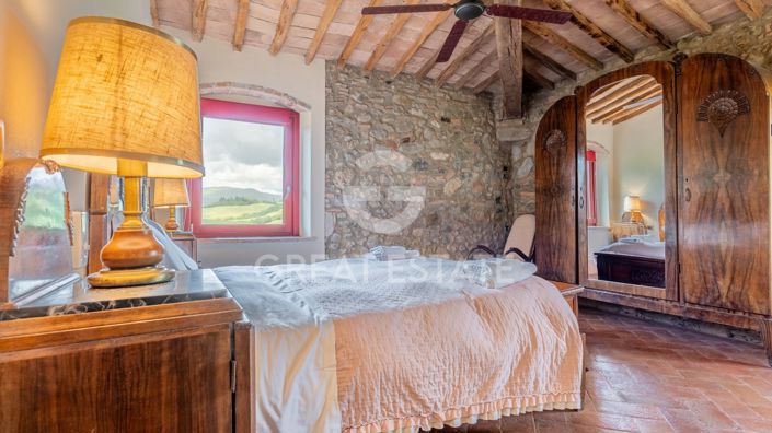 Image No.58-10 Bed Country House for sale