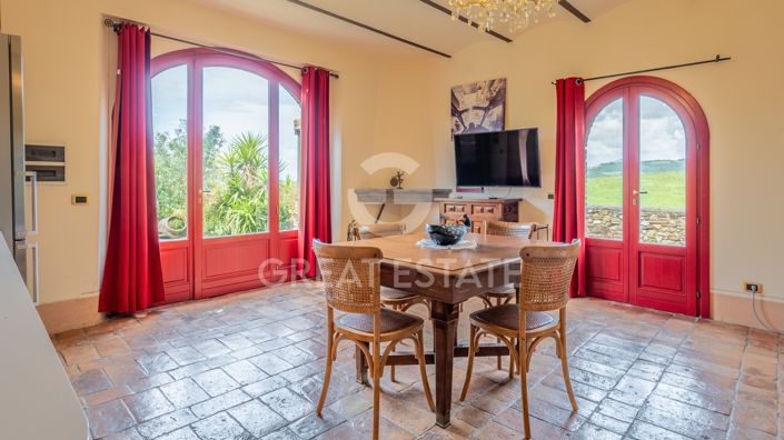 Image No.60-10 Bed Country House for sale