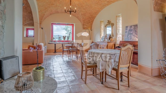 Image No.7-10 Bed Country House for sale