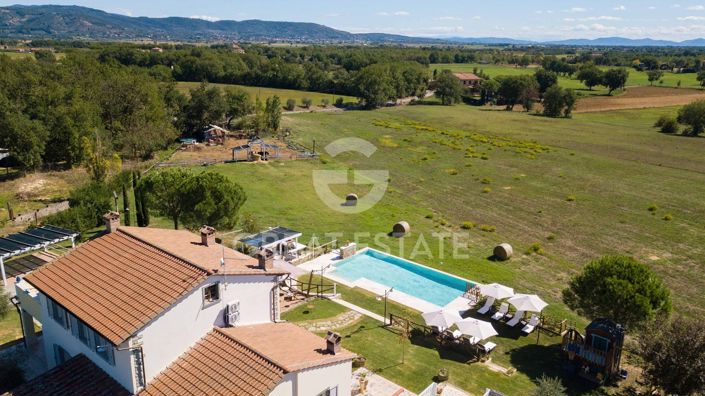 Image No.11-5 Bed Country House for sale