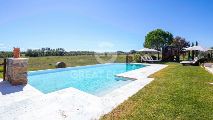 Image No.19-5 Bed Country House for sale