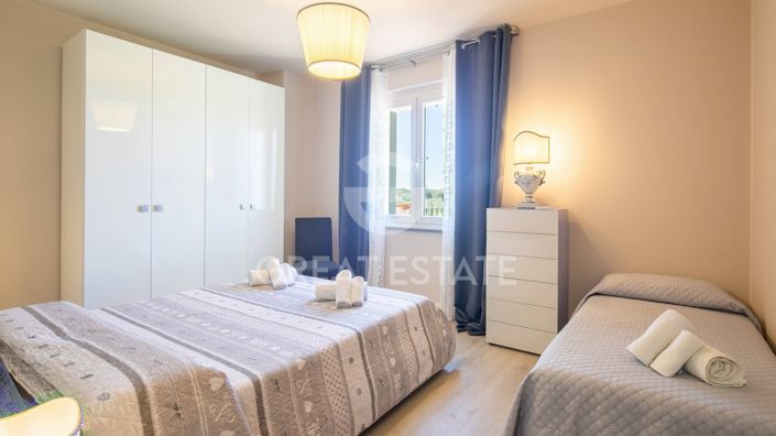 Image No.29-5 Bed Country House for sale