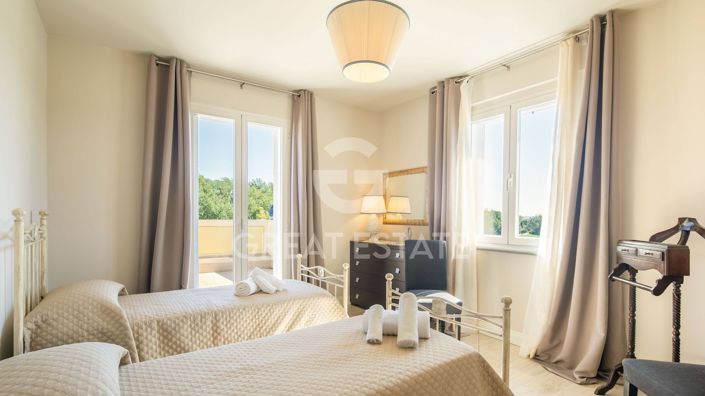 Image No.33-5 Bed Country House for sale