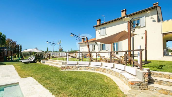Image No.9-5 Bed Country House for sale
