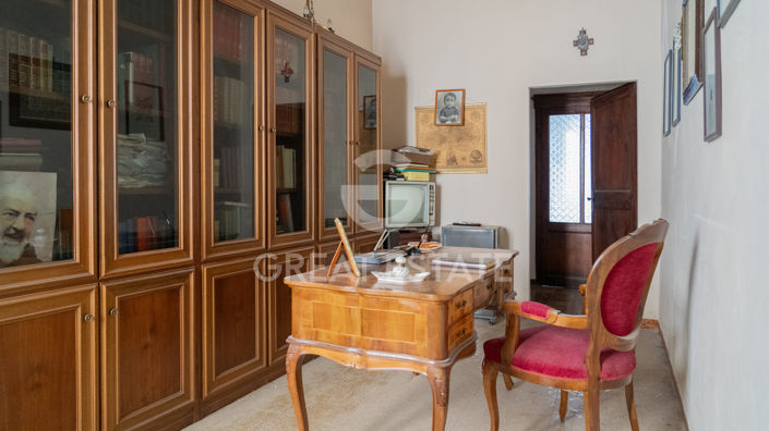 Image No.32-5 Bed Country House for sale