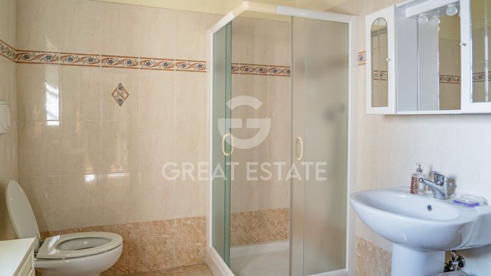 Image No.38-5 Bed Country House for sale
