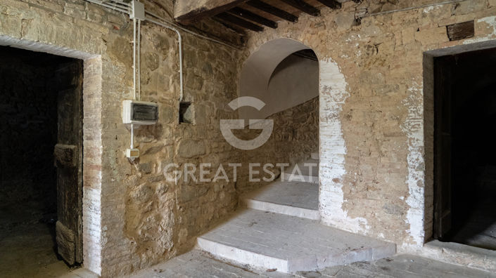 Image No.39-5 Bed Country House for sale