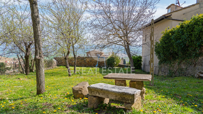 Image No.8-5 Bed Country House for sale