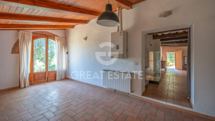 Image No.11-4 Bed Country House for sale