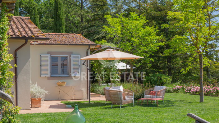 Image No.10-1 Bed Villa for sale
