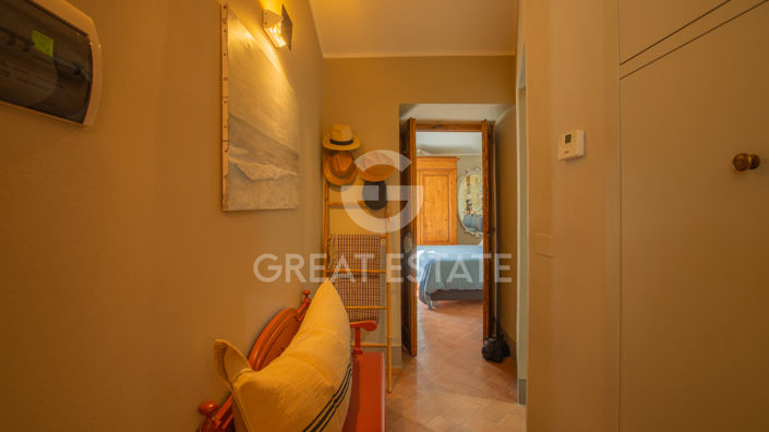Image No.20-1 Bed Villa for sale