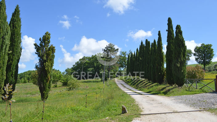 Image No.21-2 Bed Country House for sale