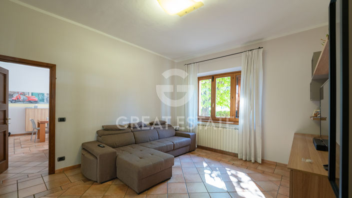 Image No.21-5 Bed Country House for sale