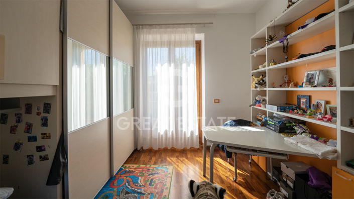 Image No.39-5 Bed Country House for sale