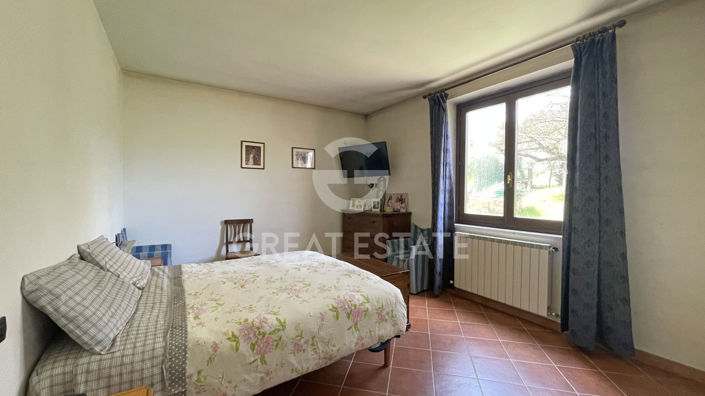 Image No.23-3 Bed Country House for sale