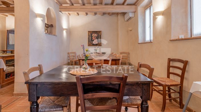 Image No.22-15 Bed Country House for sale